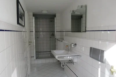 Apartament wakacyjny w Drage z basenem