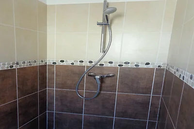 Eigentijdse villa met zwembad