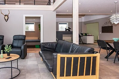 8 Personen Ferienhaus in Henne