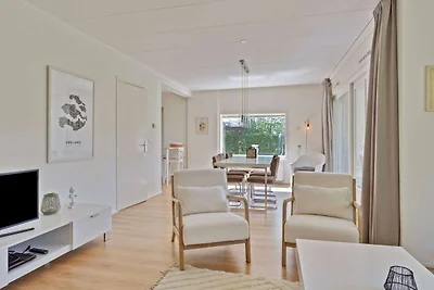 Angenehmes Ferienhaus mit Garten