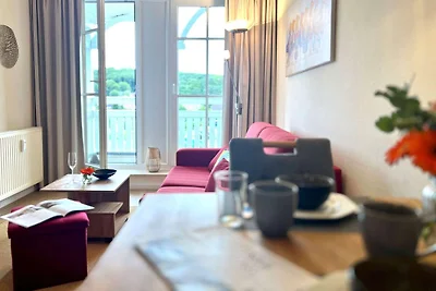 Moderne Ferienwohnung mit Balkon und WLAN in...