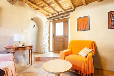 Wohnung in Castrotaסe mit Garten