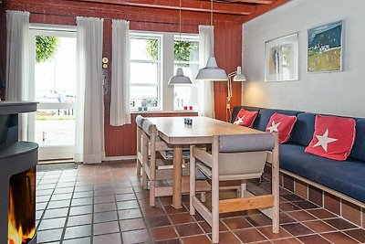 Gemütliches Cottage mit Hafenblick in Ebeltof...