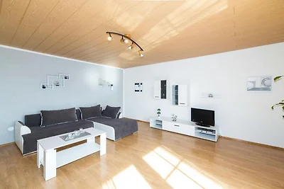 Four Bedroom Holiday Home with Pool