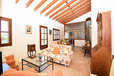 Villa in Llubá in der Nähe des Strandes Playa...