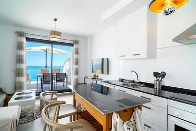 Wohnung in Nerja mit Meerblick & Pool