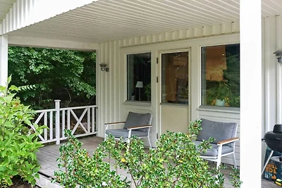 4 Personen Ferienhaus in LYCKEBY-By Traum