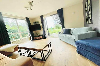 Familienbungalow mit privatem Garten