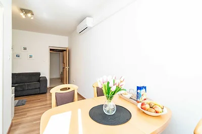 Apartment Joky - One-Bedroom Apartment
