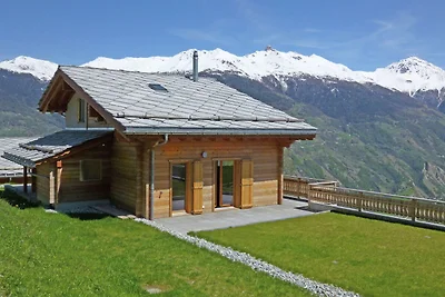 Chalet in Hיrיmence mit Terrasse