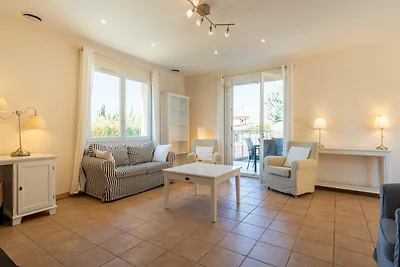 Scenografica villa con piscina privata