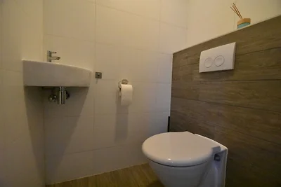 Moderno bungalow vicino al lago Veere
