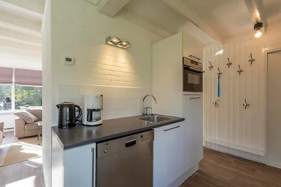 Bungalow in Sint Maartenszee am Strand