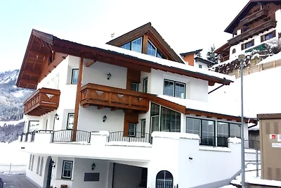 Appartamento alpino con balcone a Landeck