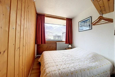 Geräumiges Apartment · Direkter Zugang zur Sk...