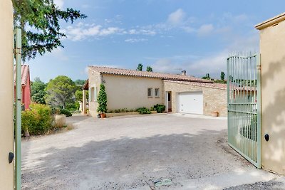 Ferienhaus mit privatem Pool in der Nähe