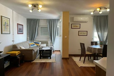 Appartement in Zagreb met balkon en...