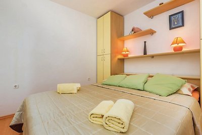 Apartments Paola - Studio Apartment with Terr...