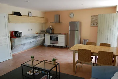Fourteen-Person Valréas Holiday Home
