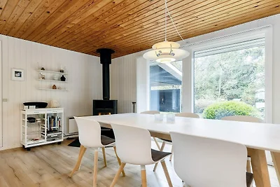 8 Personen Ferienhaus in Væggerløse-By Traum