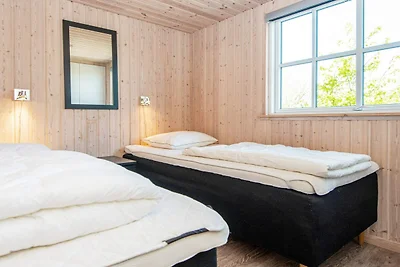 Luxurioses Strandhaus mit Pool