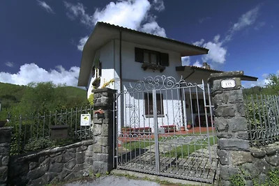 Accogliente casa vacanze con giardino privato