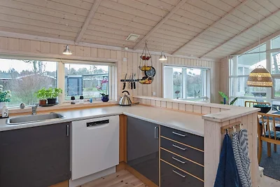 6 Personen Ferienhaus in Væggerløse-By Traum