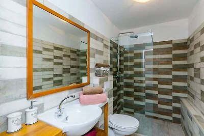 Apartments Villa Bell Memories- Two Bedroom A...
