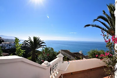 Appartement in Nerja met uitzicht op zee en...