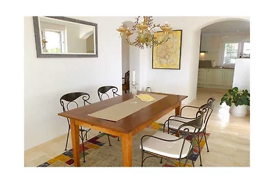 Villa mit 2 Schlafzimmer