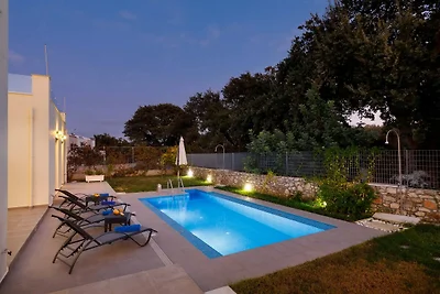 Villa in Gallos hat 4 Schlafzimmer