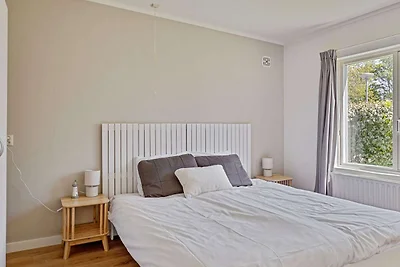 Angenehmes Ferienhaus mit Garten