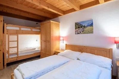 Charmantes freistehendes Chalet im Wald im...