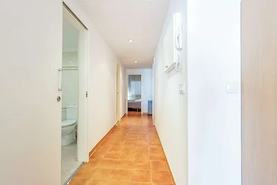 Zentrales Roses-Apartment mit Terrasse