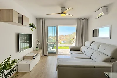 Appartement in Nerja met Zwembad en Tennis
