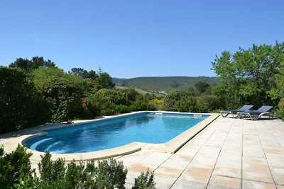 Moderne Villa mit privatem Pool in Cesseras