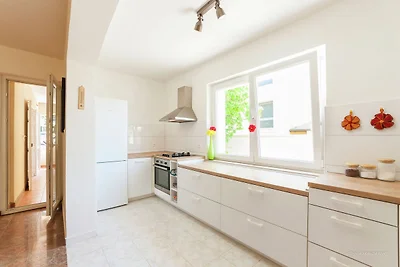 Geräumige Ferienwohnung mit Garten in Zadar