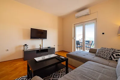 MY DALMATIA - Sea view apartment Nika