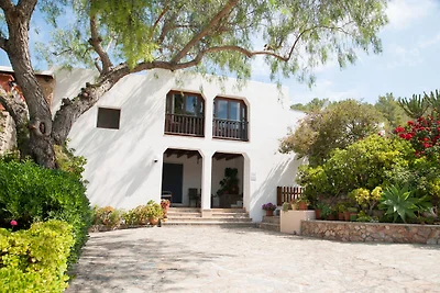 Moderne Villa mit Swimmingpool in St.