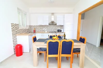 2-Zimmer-Wohnung mit Terrasse