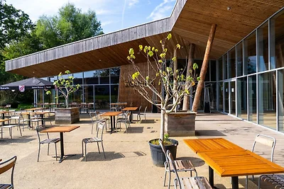 Naturlodge mit Pool von Belvilla