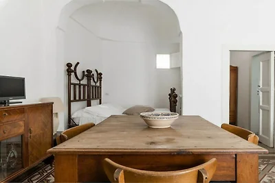 Apartment in Ostuni with Terrace
