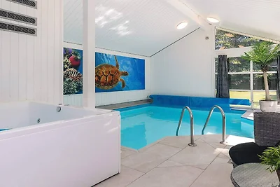 10 Personen Ferienhaus in Væggerløse-By Traum