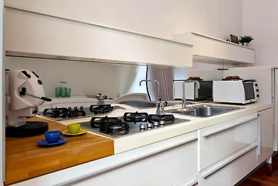 Elegant appartement in Chiaia