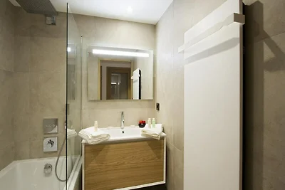 Appartamento nelle Alpi con accesso diretto a...