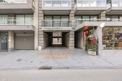 Appartamento a Nieuwpoort con balcone