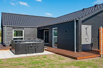 12 Personen Ferienhaus in Ansager-By Traum