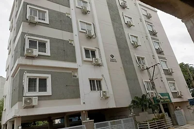 Hotel O Shamshabad Airport Complex