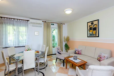 Apartments Nicol - Two-Bedroom Apartment with...