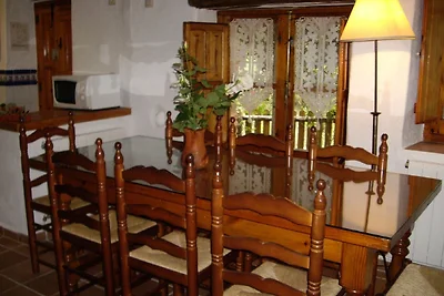 Moderna casa di campagna con piscina